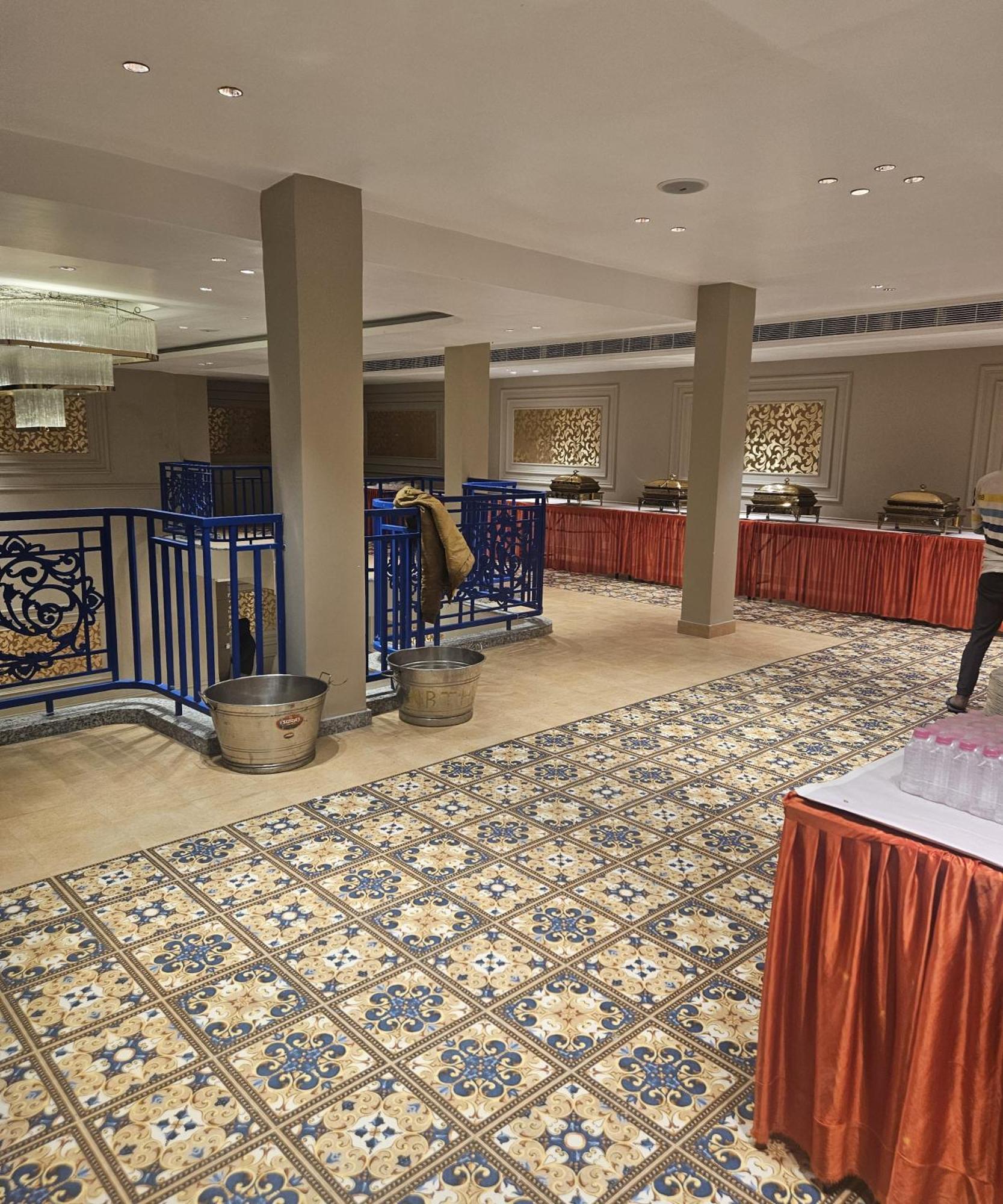Virasat Villa & Banquet Hall กานปูร์ ภายนอก รูปภาพ