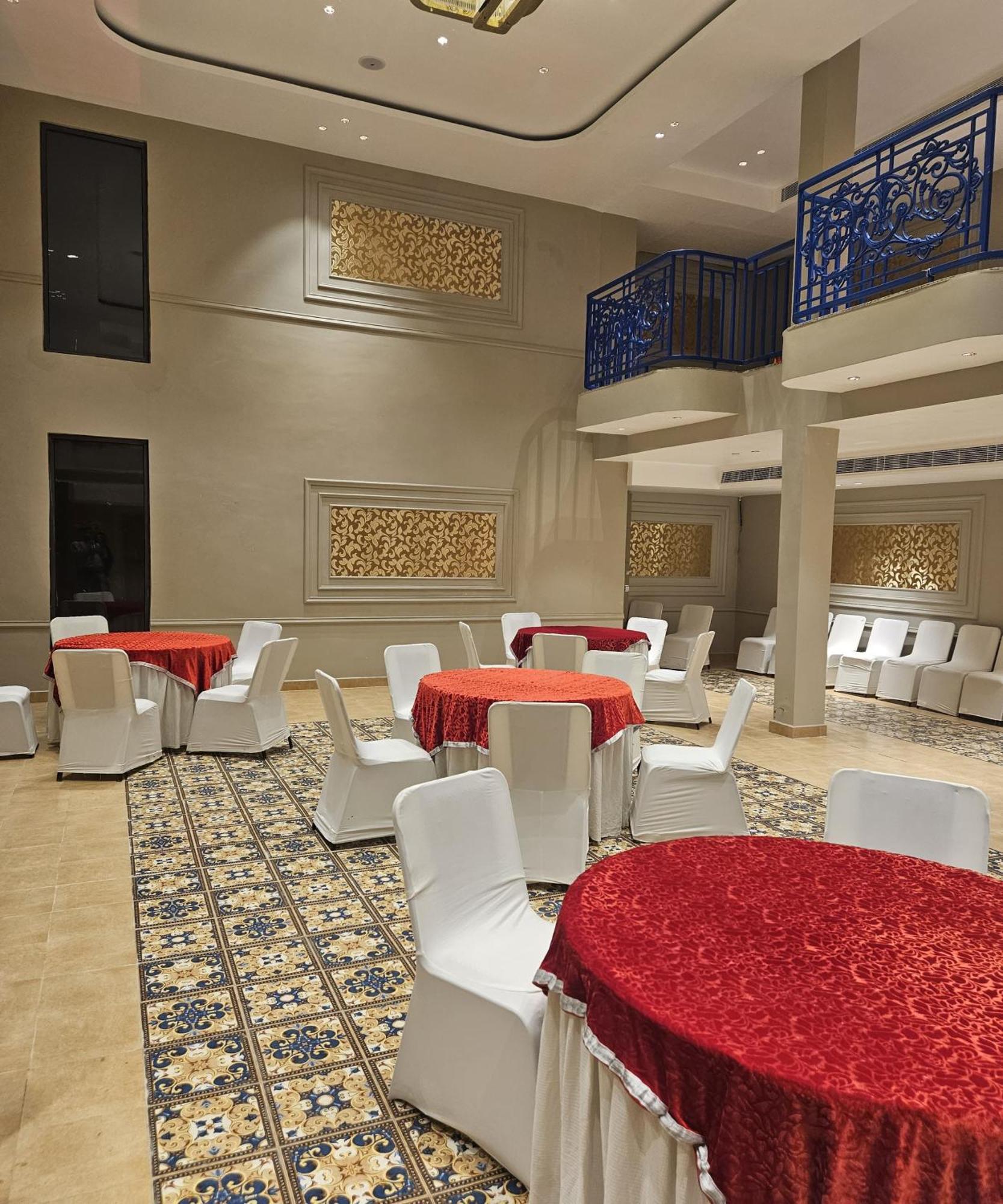 Virasat Villa & Banquet Hall กานปูร์ ภายนอก รูปภาพ