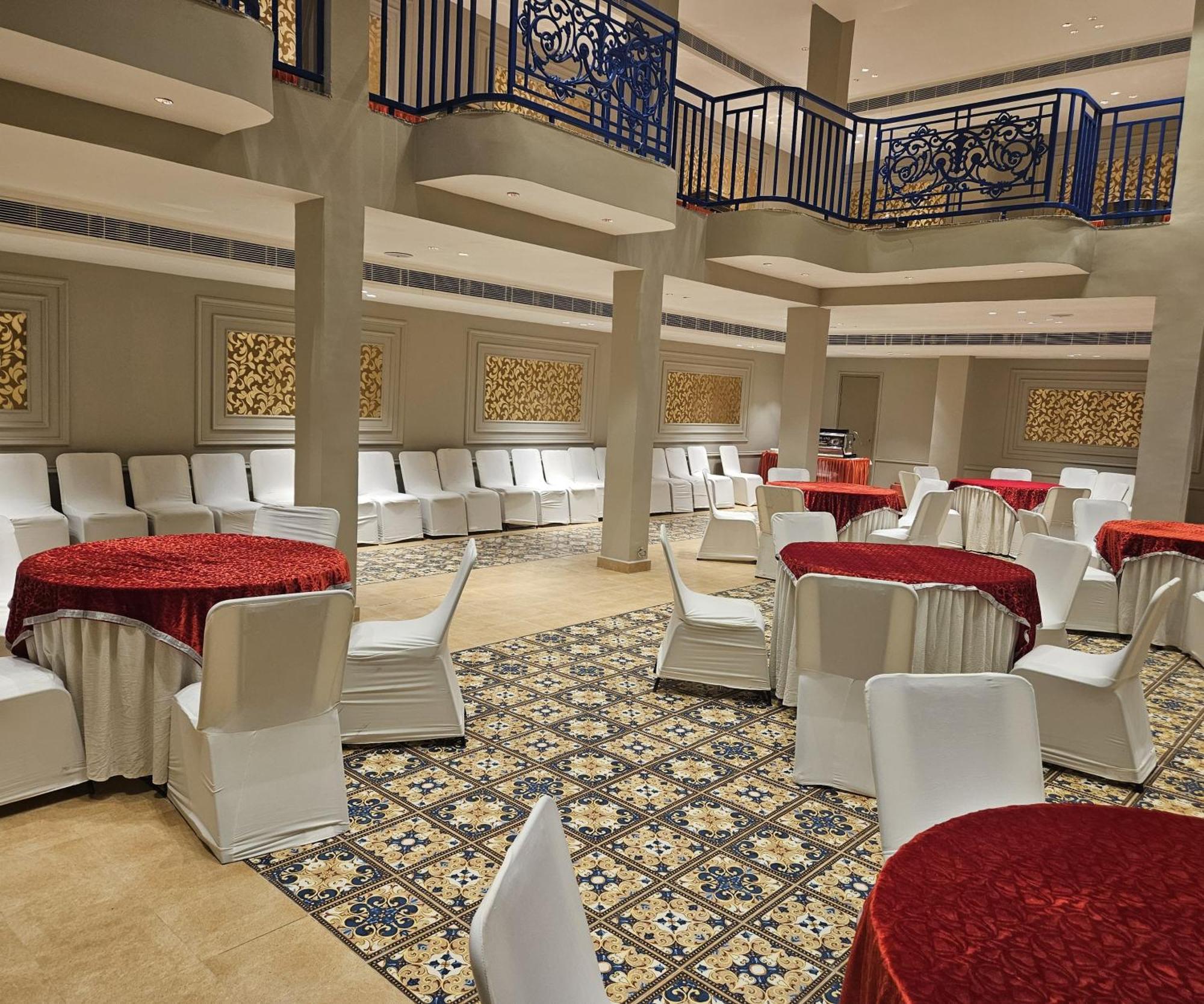 Virasat Villa & Banquet Hall กานปูร์ ภายนอก รูปภาพ